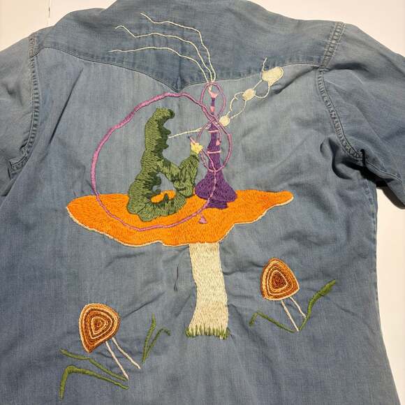 1960s/1970's Wrangler Denim Shirt With Big Embroidery - Picture 5 of 11